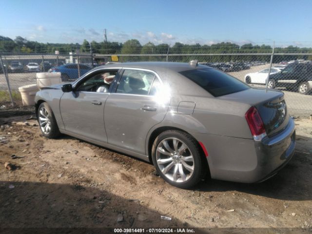 Photo 2 VIN: 2C3CCAAG4KH590194 - CHRYSLER 300 