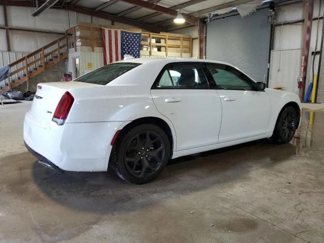 Photo 2 VIN: 2C3CCAAG4PH548762 - CHRYSLER 300 TOURIN 