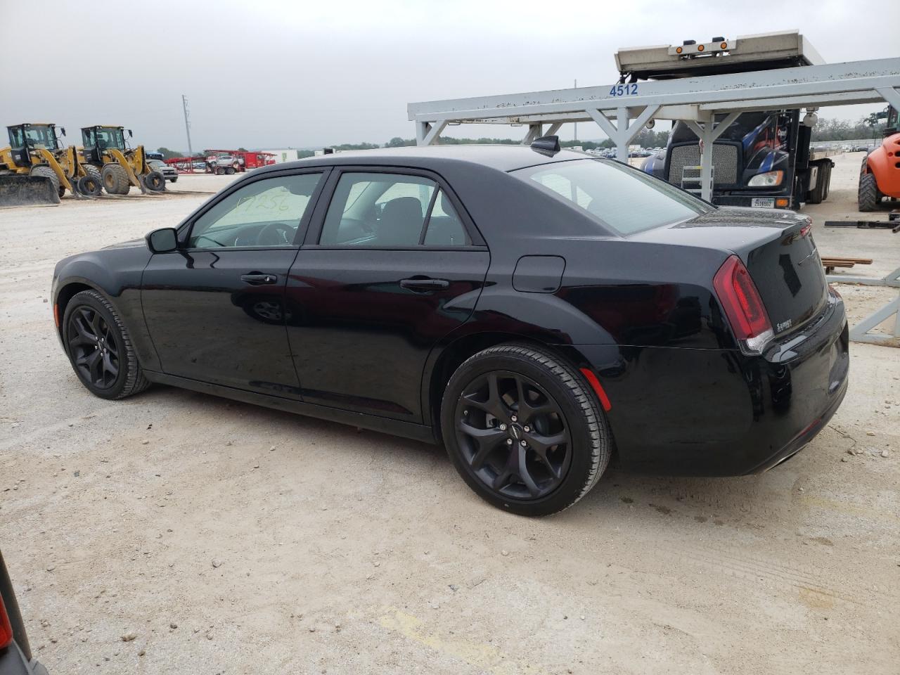 Photo 1 VIN: 2C3CCAAG4PH580921 - CHRYSLER 300 