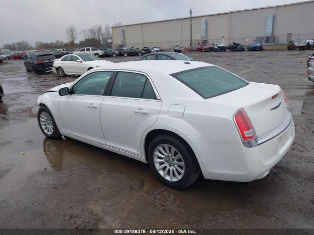 Photo 2 VIN: 2C3CCAAG5CH105286 - CHRYSLER 300 