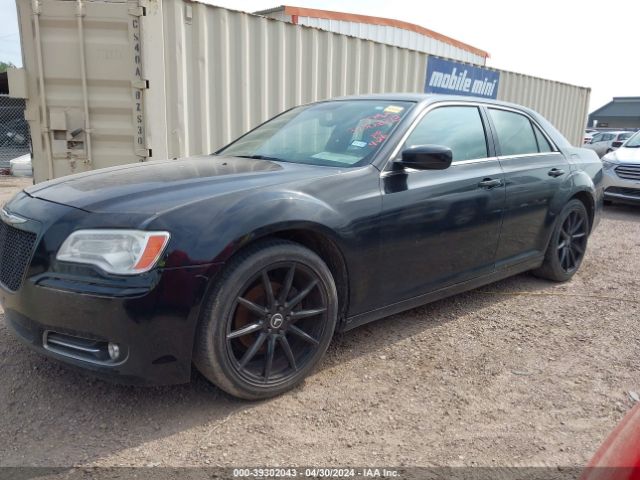 Photo 1 VIN: 2C3CCAAG5DH588201 - CHRYSLER 300 