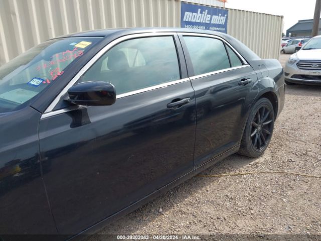 Photo 5 VIN: 2C3CCAAG5DH588201 - CHRYSLER 300 