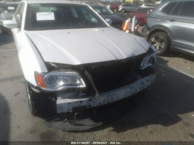 Photo 5 VIN: 2C3CCAAG5EH233532 - CHRYSLER 300 