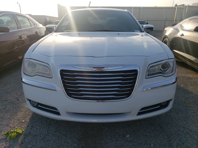 Photo 1 VIN: 2C3CCAAG5EH327832 - CHRYSLER 300 