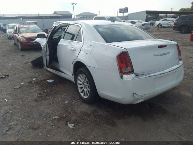 Photo 2 VIN: 2C3CCAAG5EH382748 - CHRYSLER 300 