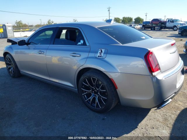 Photo 2 VIN: 2C3CCAAG5FH810500 - CHRYSLER 300 