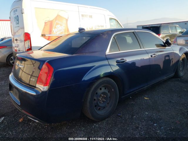 Photo 3 VIN: 2C3CCAAG5FH881597 - CHRYSLER 300 