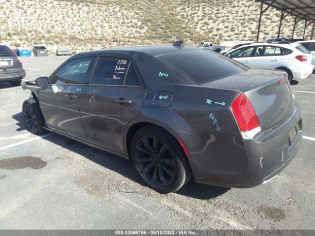 Photo 2 VIN: 2C3CCAAG5JH177053 - CHRYSLER 300 