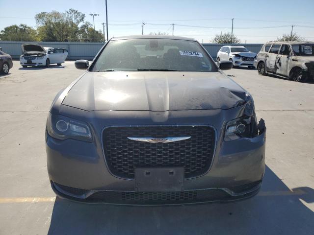 Photo 4 VIN: 2C3CCAAG5JH249921 - CHRYSLER 300 TOURIN 