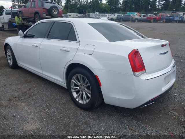 Photo 2 VIN: 2C3CCAAG5JH296463 - CHRYSLER 300 