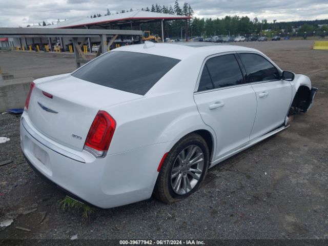 Photo 3 VIN: 2C3CCAAG5JH296463 - CHRYSLER 300 