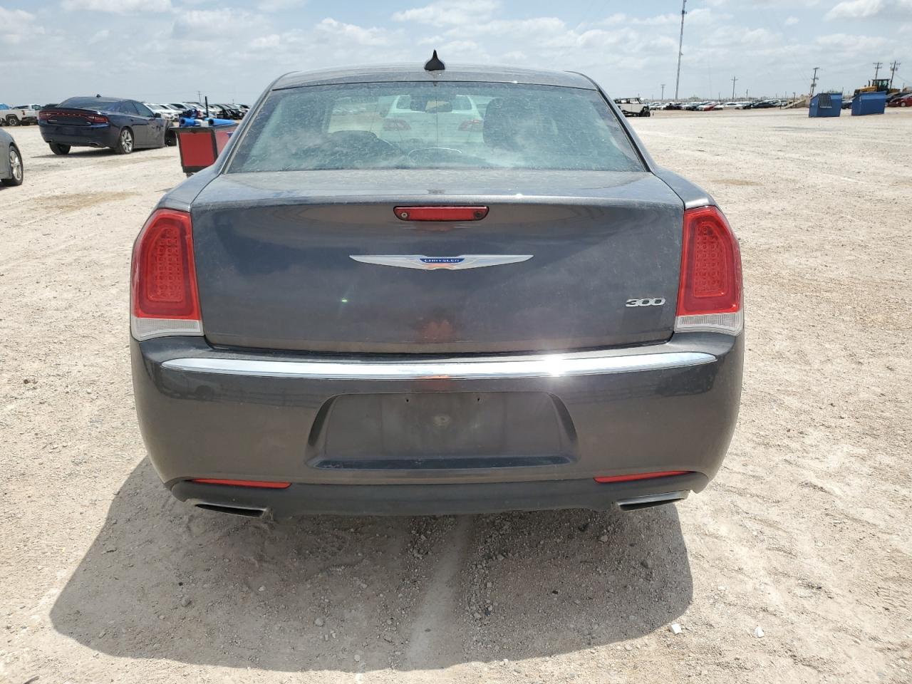 Photo 5 VIN: 2C3CCAAG5JH308224 - CHRYSLER 300 