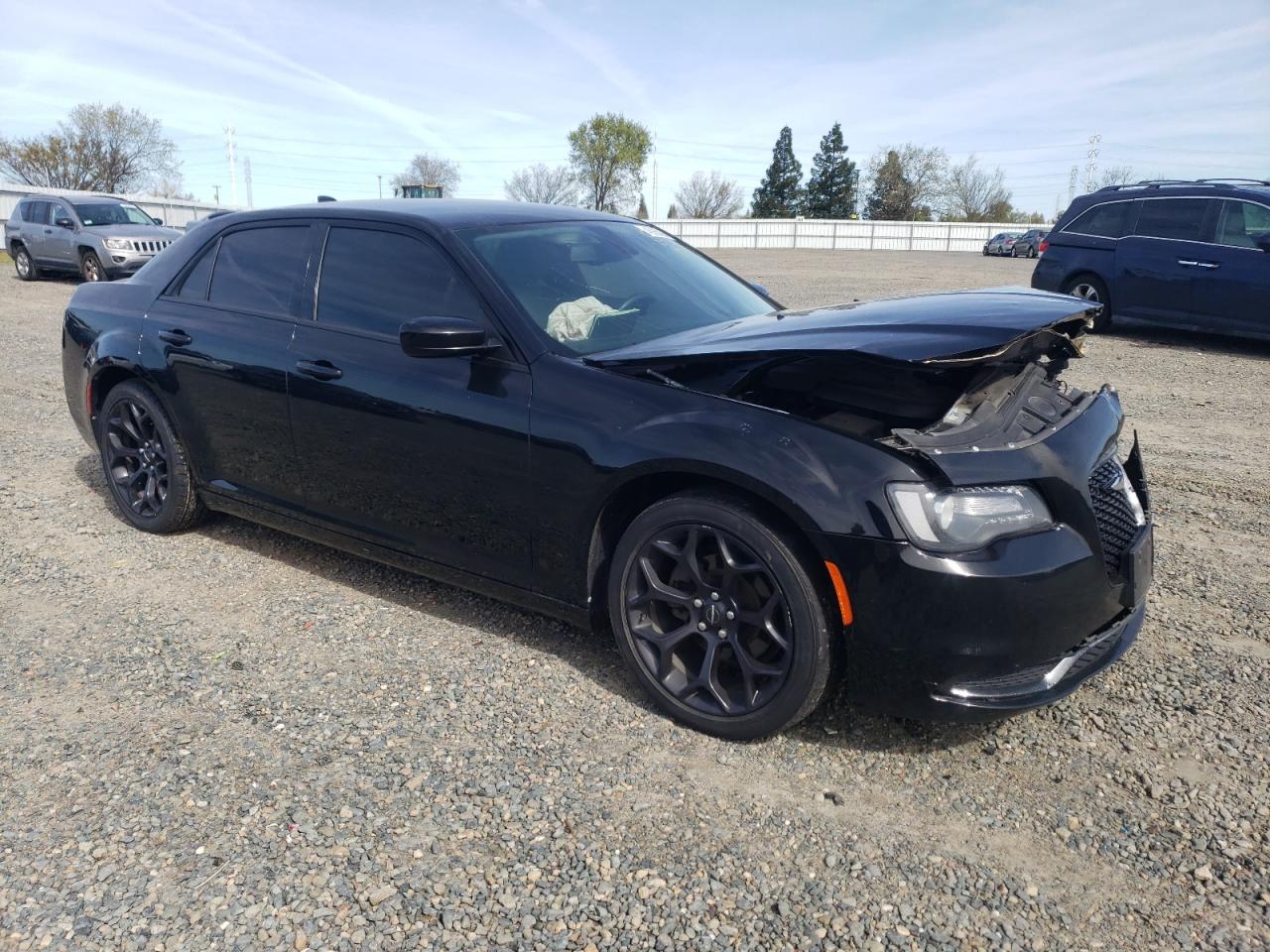 Photo 3 VIN: 2C3CCAAG5KH601896 - CHRYSLER 300 