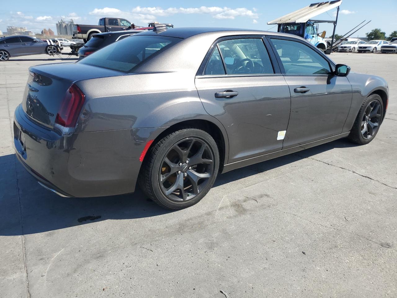 Photo 2 VIN: 2C3CCAAG5NH209988 - CHRYSLER 300 