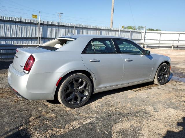 Photo 2 VIN: 2C3CCAAG5PH677044 - CHRYSLER 300 