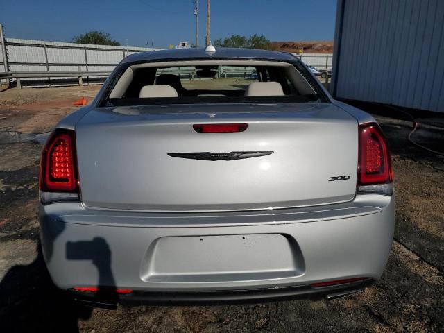 Photo 5 VIN: 2C3CCAAG5PH677044 - CHRYSLER 300 