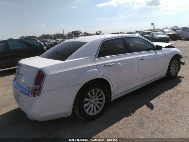 Photo 3 VIN: 2C3CCAAG6DH577594 - CHRYSLER 300 