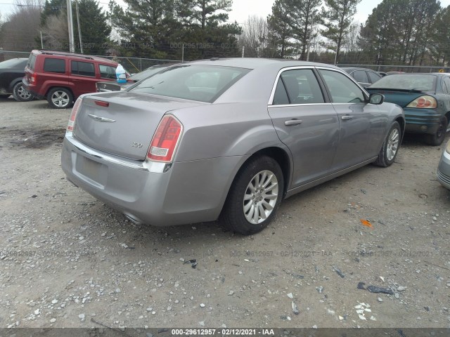 Photo 3 VIN: 2C3CCAAG6EH127428 - CHRYSLER 300 