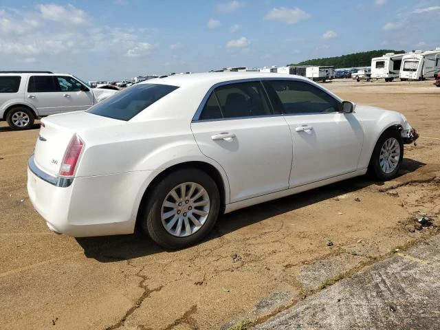 Photo 2 VIN: 2C3CCAAG6EH200653 - CHRYSLER 300 