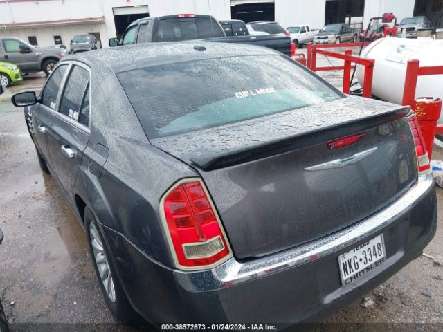 Photo 2 VIN: 2C3CCAAG6EH361388 - CHRYSLER 300 