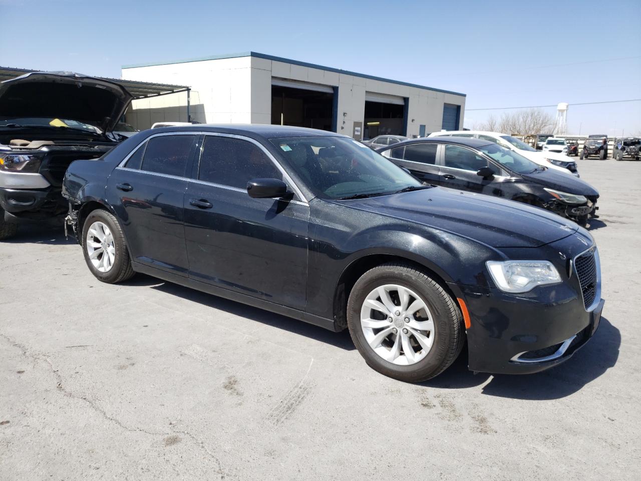 Photo 3 VIN: 2C3CCAAG6FH742837 - CHRYSLER 300 