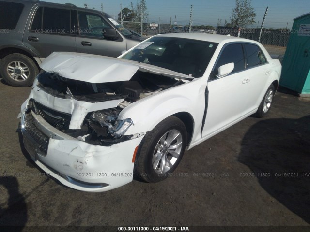 Photo 1 VIN: 2C3CCAAG6FH772680 - CHRYSLER 300 