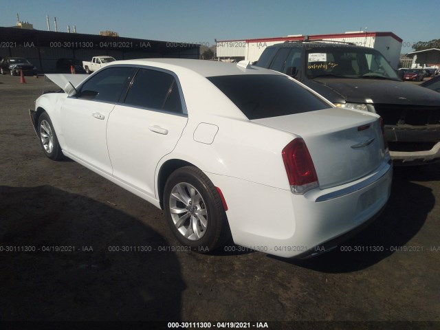 Photo 2 VIN: 2C3CCAAG6FH772680 - CHRYSLER 300 