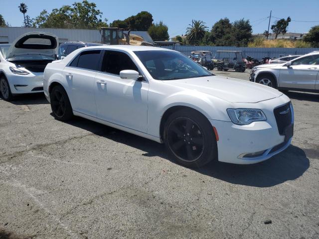 Photo 3 VIN: 2C3CCAAG6FH781167 - CHRYSLER 300 