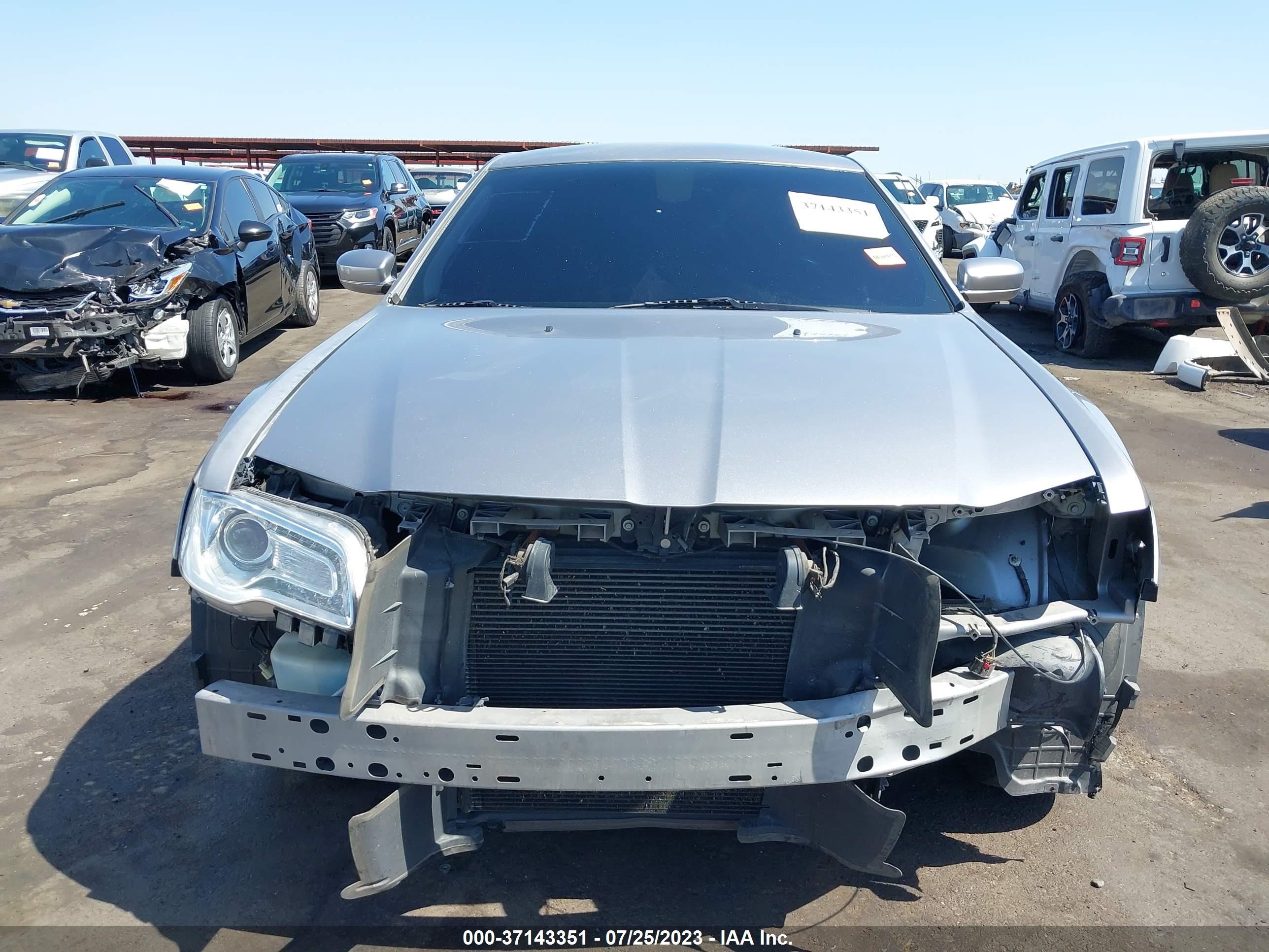 Photo 5 VIN: 2C3CCAAG6FH872097 - CHRYSLER 300 