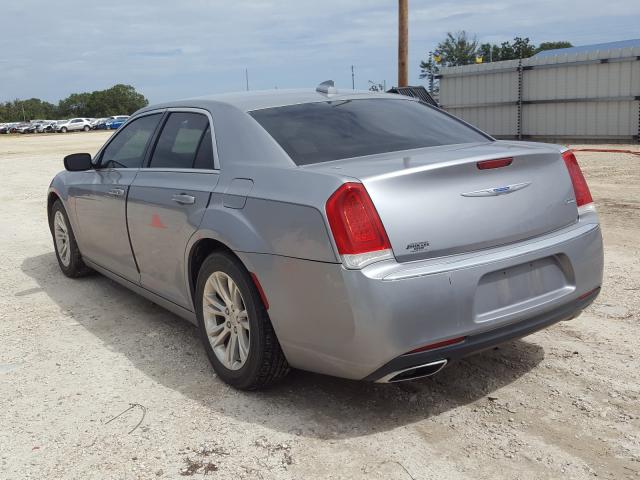 Photo 2 VIN: 2C3CCAAG6JH201733 - CHRYSLER 300 TOURIN 