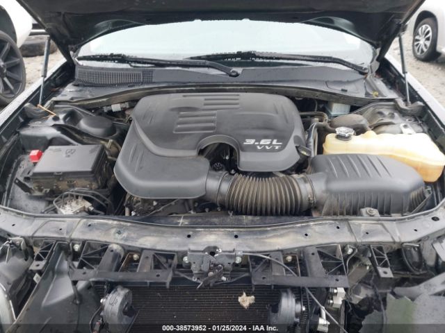 Photo 9 VIN: 2C3CCAAG6KH590021 - CHRYSLER 300 