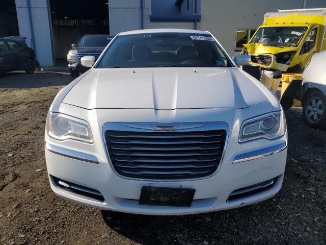 Photo 4 VIN: 2C3CCAAG7CH180703 - CHRYSLER 300 