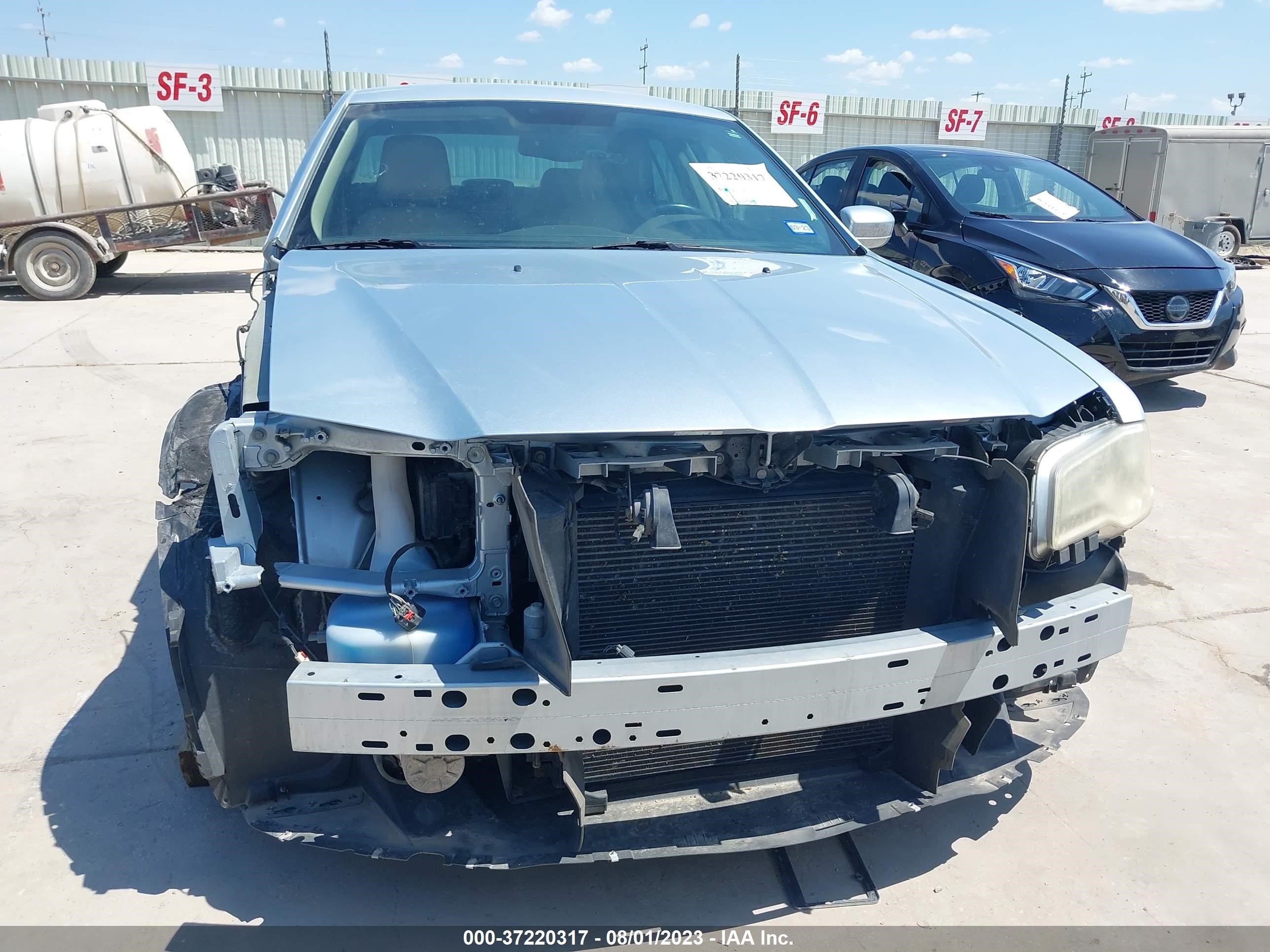 Photo 12 VIN: 2C3CCAAG7DH589687 - CHRYSLER 300 