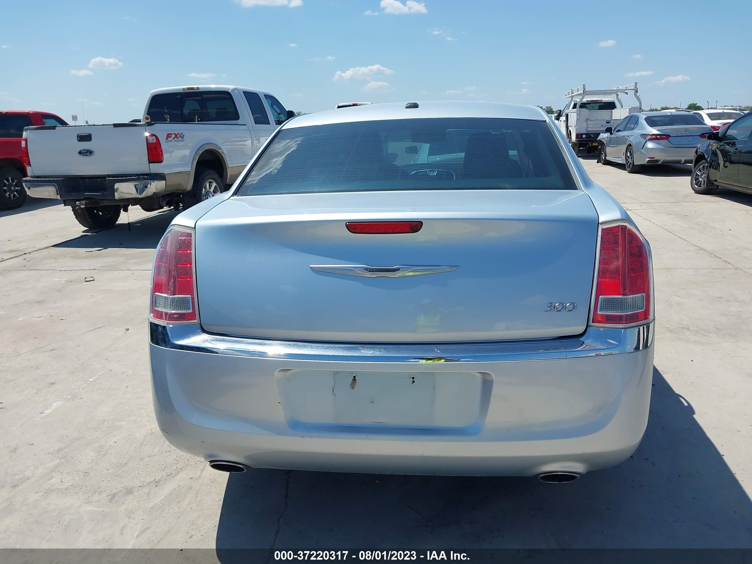 Photo 16 VIN: 2C3CCAAG7DH589687 - CHRYSLER 300 