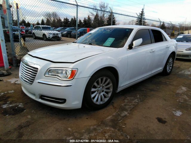 Photo 1 VIN: 2C3CCAAG7EH104286 - CHRYSLER 300 