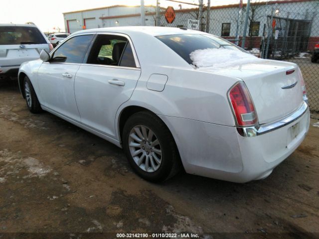 Photo 2 VIN: 2C3CCAAG7EH104286 - CHRYSLER 300 