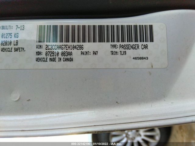 Photo 8 VIN: 2C3CCAAG7EH104286 - CHRYSLER 300 