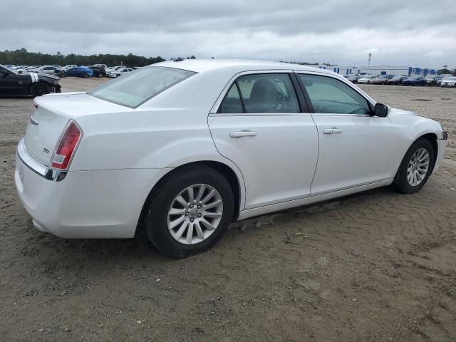 Photo 2 VIN: 2C3CCAAG7EH136008 - CHRYSLER 300 