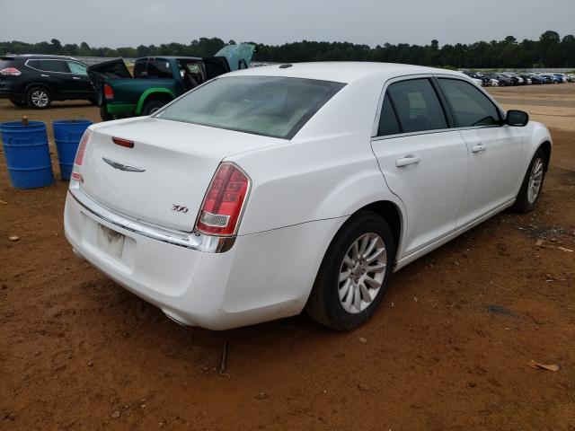 Photo 3 VIN: 2C3CCAAG7EH163256 - CHRYSLER 300 