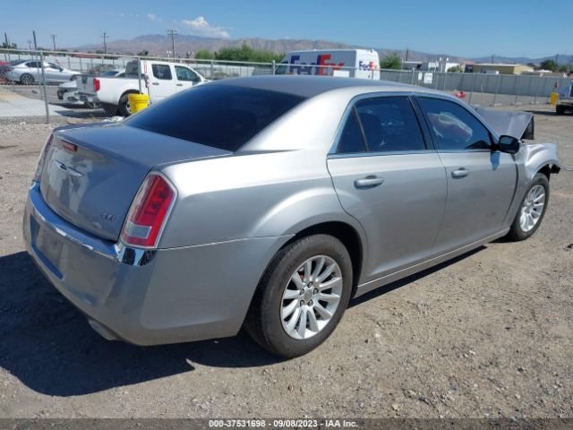 Photo 3 VIN: 2C3CCAAG7EH172250 - CHRYSLER 300 