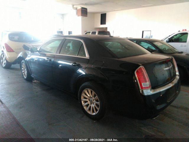 Photo 2 VIN: 2C3CCAAG7EH212892 - CHRYSLER 300 