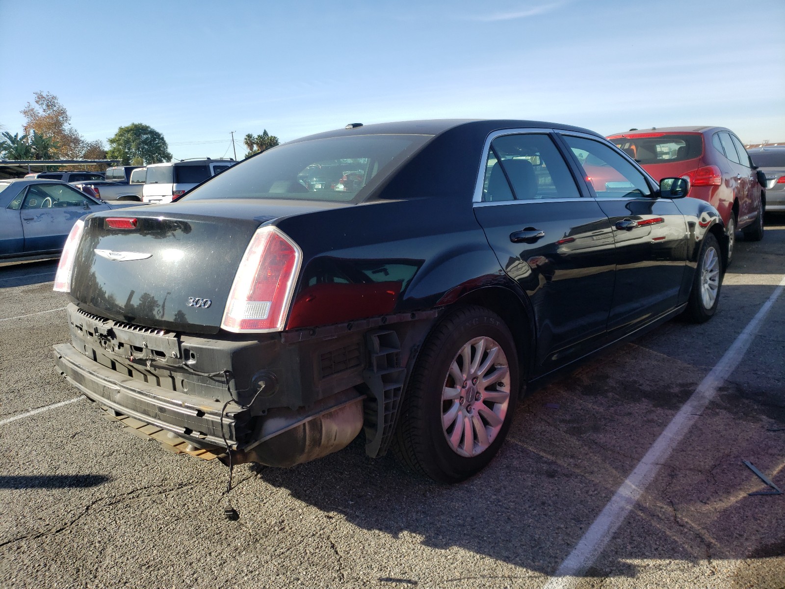 Photo 3 VIN: 2C3CCAAG7EH244502 - CHRYSLER 300 