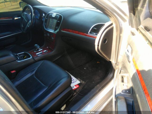 Photo 4 VIN: 2C3CCAAG7EH257833 - CHRYSLER 300 