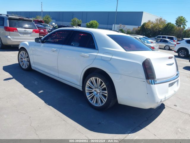 Photo 2 VIN: 2C3CCAAG7EH289312 - CHRYSLER 300 