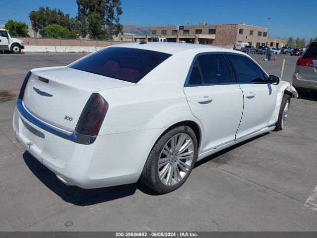 Photo 3 VIN: 2C3CCAAG7EH289312 - CHRYSLER 300 