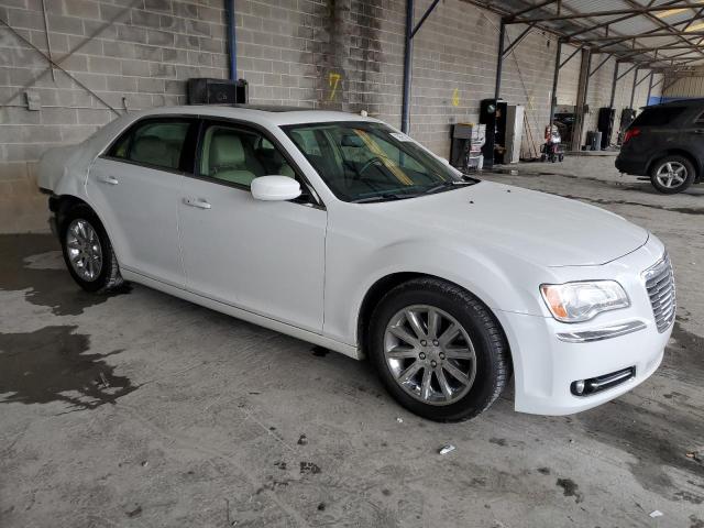 Photo 3 VIN: 2C3CCAAG7EH305914 - CHRYSLER 300 