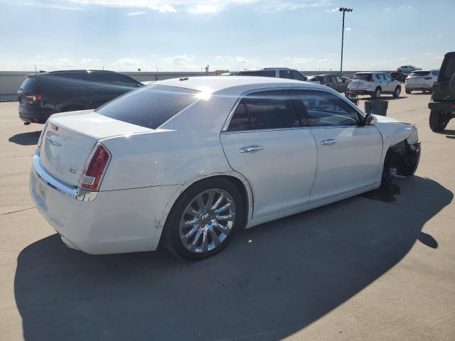 Photo 2 VIN: 2C3CCAAG7EH343028 - CHRYSLER 300 