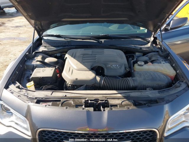 Photo 9 VIN: 2C3CCAAG7FH853851 - CHRYSLER 300 