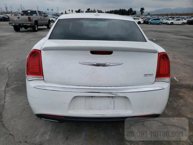 Photo 3 VIN: 2C3CCAAG7FH860136 - CHRYSLER 300 