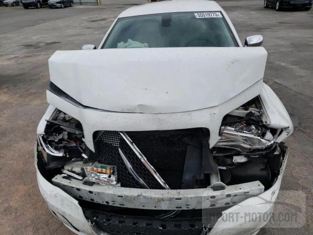 Photo 8 VIN: 2C3CCAAG7FH860136 - CHRYSLER 300 